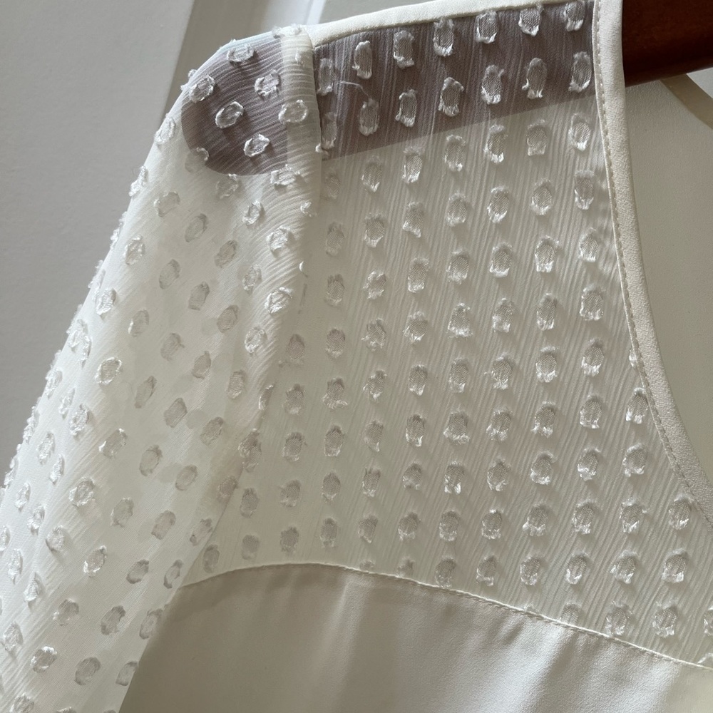 Chiffon bow tie blouse - Picture 4 of 12